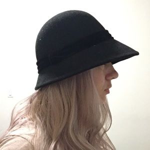NINE WEST 100% wool hat